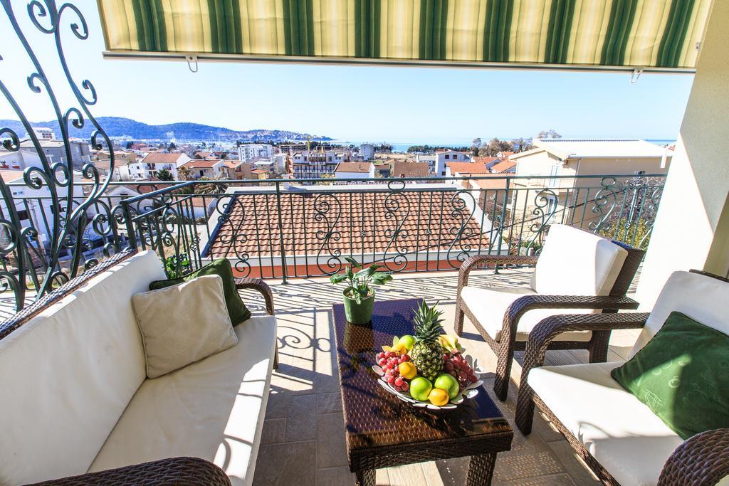 Apartments Aleksic บาร์ ภายนอก รูปภาพ
